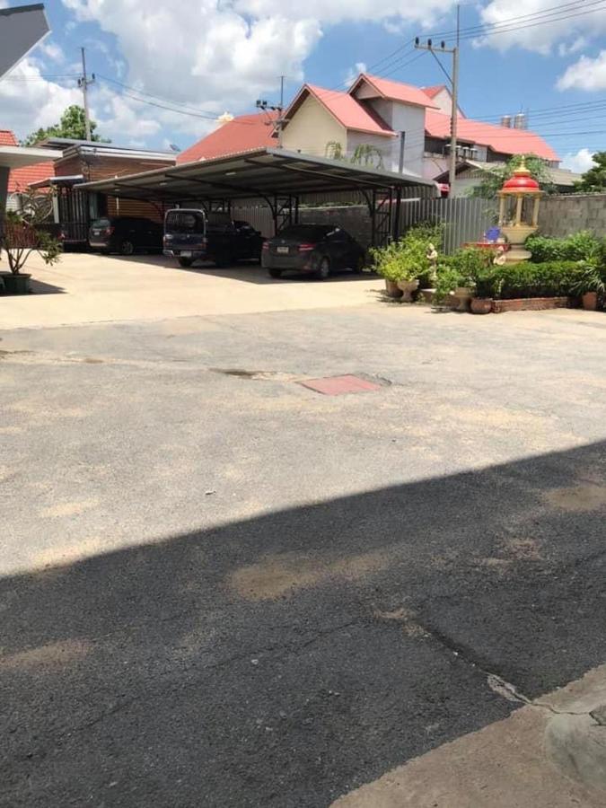 Vatchara Northgate Hotel Nakhon Sawan Exterior foto